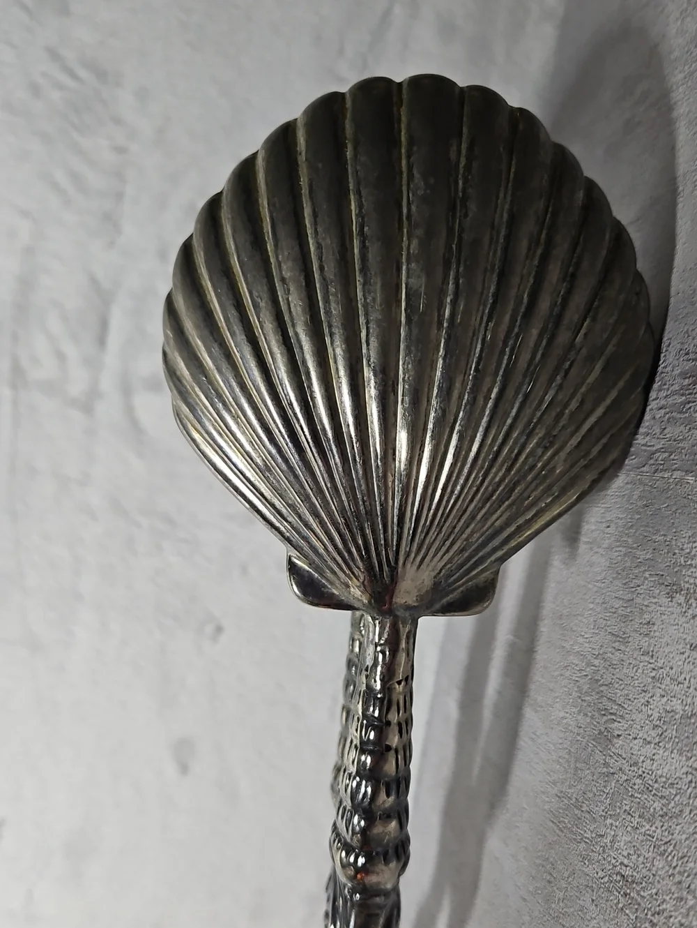 Vintage Godinger Silver Plated~ serving tongs ~ Seahorse handle